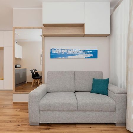 150M To The Old Market Square Apartment Dominikanska By Noclegi Renters Познан Екстериор снимка